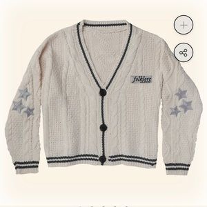 Taylor Swift Chunky Cardigan